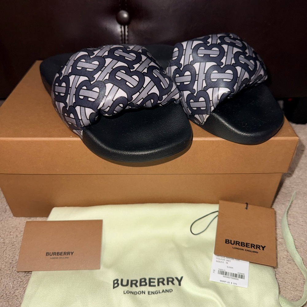 Burberry Black and Gray Logo Slides -BRAND NEW - size 38/ US 8